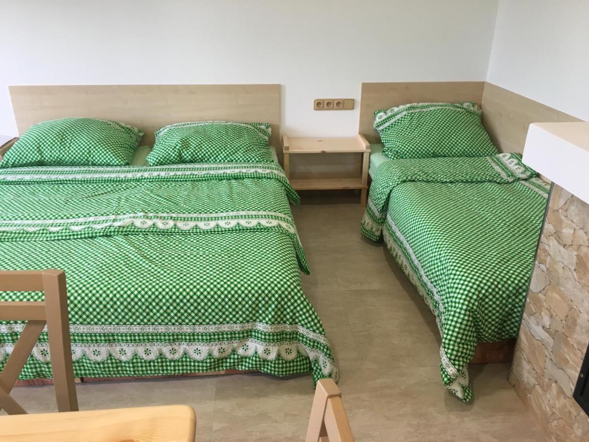 Ubytovani U Lisaka Foxe Villa Bulhary Eksteriør billede